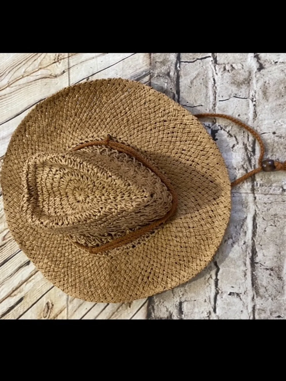 NWOT cowgirl/cowboy straw, tacky color, summer hat